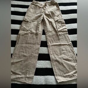 low-rise baggy cargo jeans